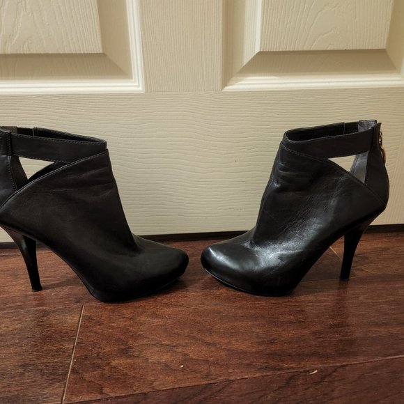 Black Patent Leather Stiletto Ankle Boot - Picture 2 of 7